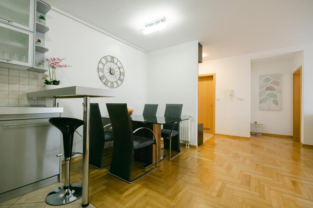 Ladenta Apartman*** Zagreb Exterior foto